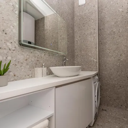 Hillson Willa Makarska