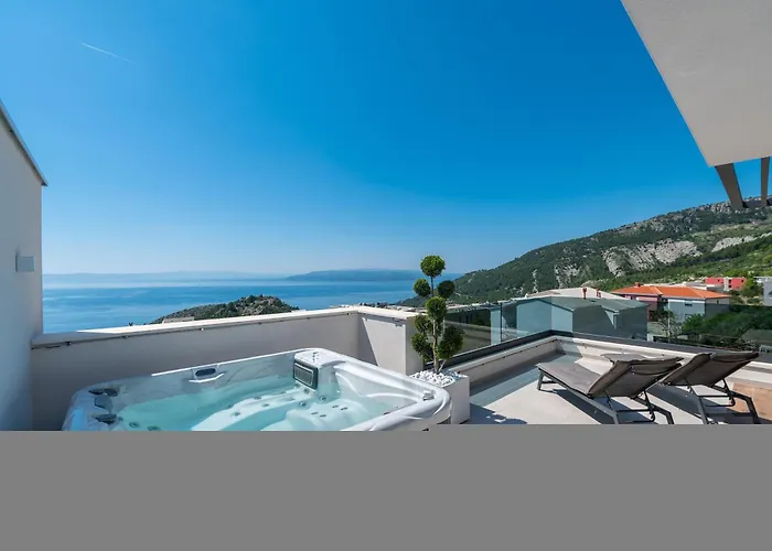 Hillson Villa *