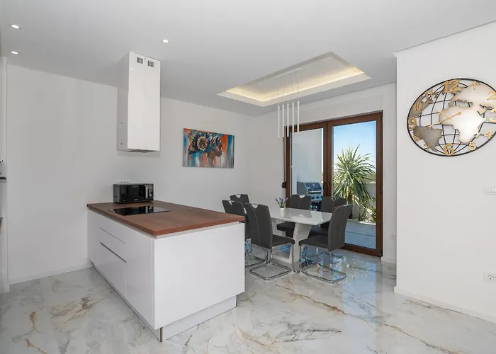 Hillson Villa Makarska