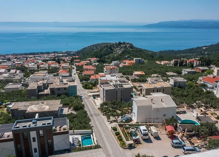 Hillson Villa *