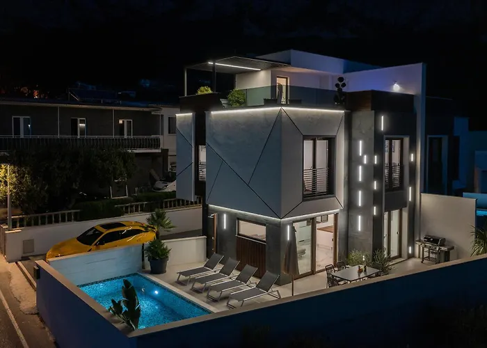 Hillson * Makarska